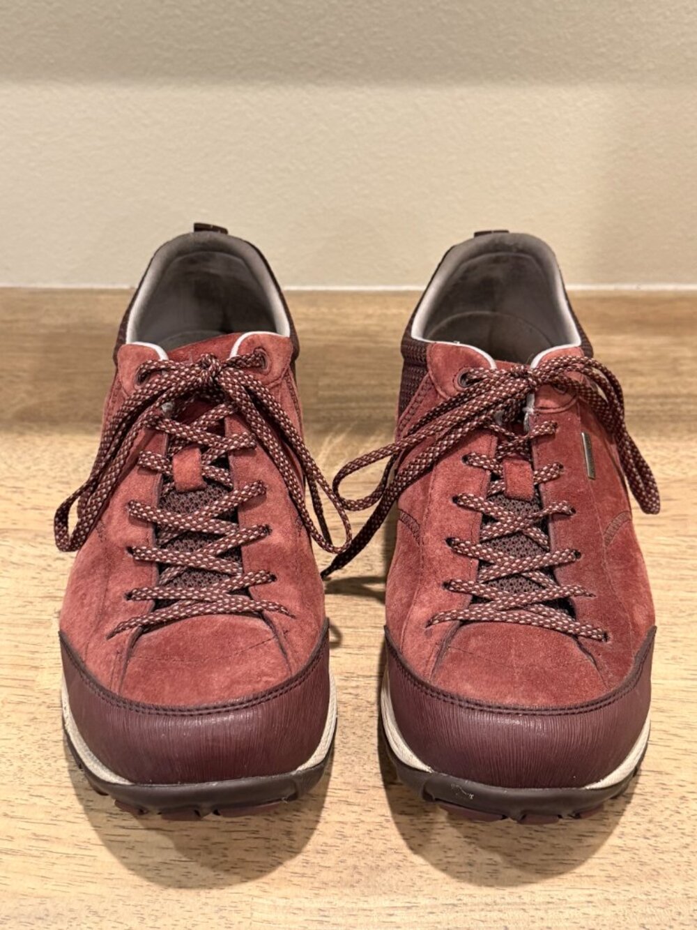 Dansko Waterproof Vibram Hiking Shoes Burgundy Brown Women's Size 40 US 9.5 - Picture 3 of 9